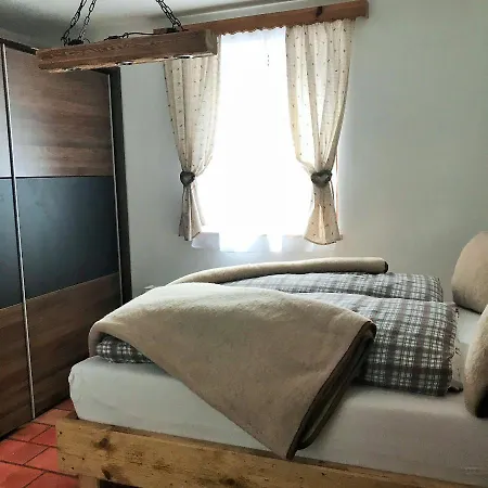 Ferienhaus Zur Brenner Keusche *